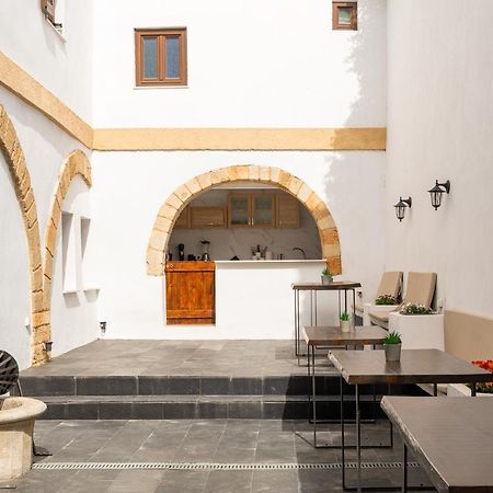 Ancient Knights Luxury Suites Rhodes City Ngoại thất bức ảnh